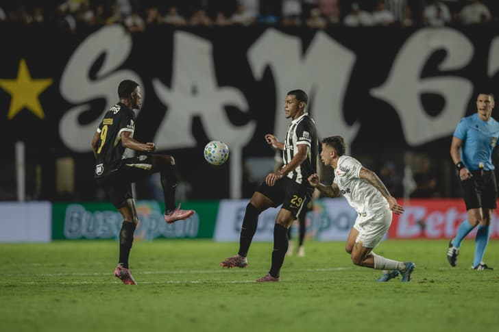 Cassierra e Cauã Soares ((Foto: Pedro Souza / Atlético)