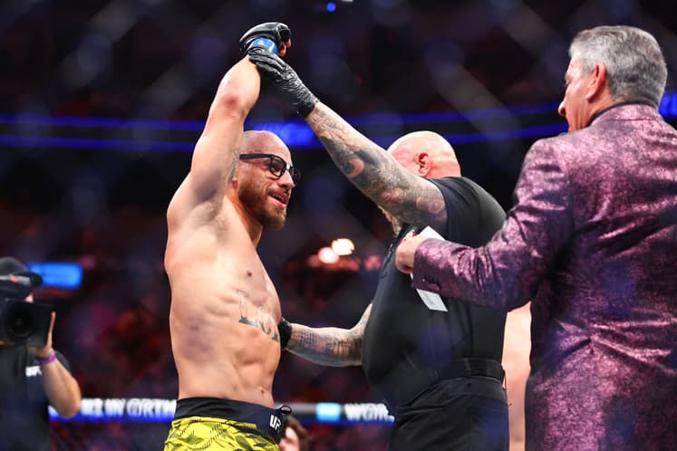 UFC 314: Volkanovski vs. Lopes