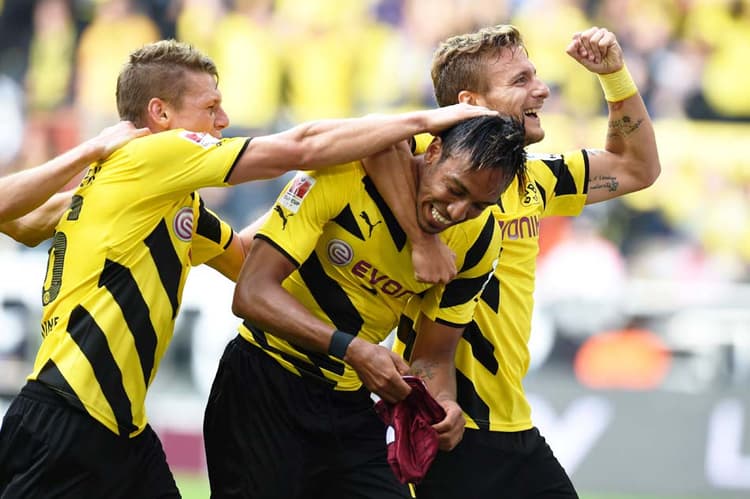 Borussia Dortmund x Bayern de Munique - Immobile, Lukasz Piszczek e Pierre-Emerick Aubameyang (Foto: Patrik Stollarz / AFP
