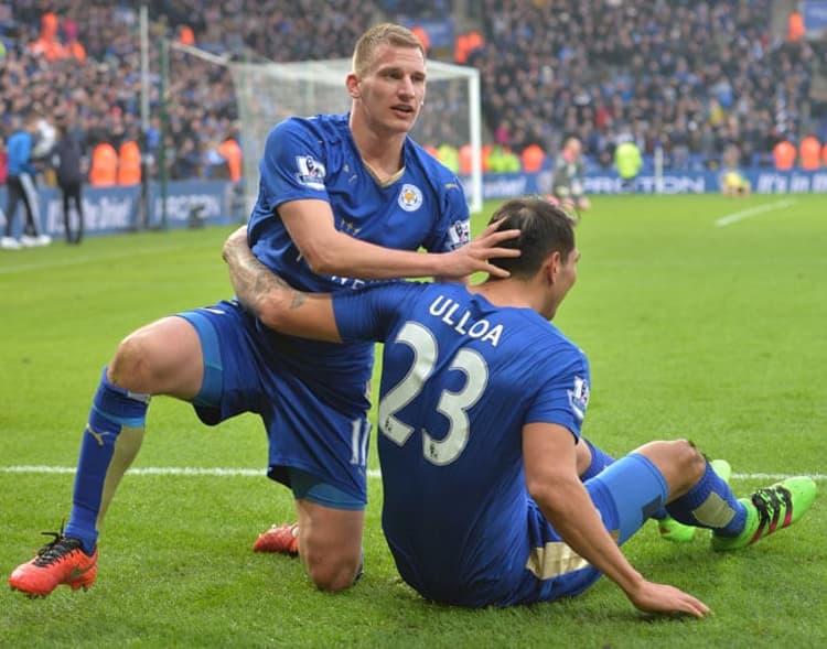 Ulloa comemora gol do Leicester