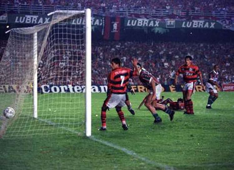 Gol de Barriga - 25/6/1995