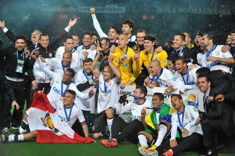 O Corinthians brilhou na final contra o Chelsea em 2012: 1 a 0