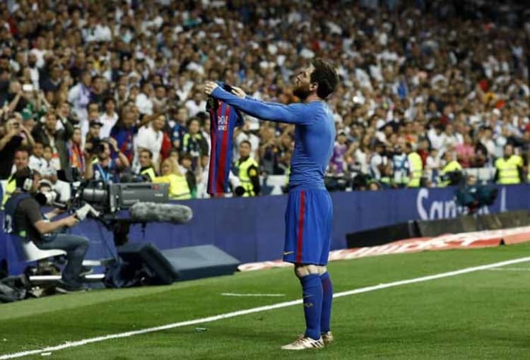Na vitória de 3 a 2 sobre o Real Madrid, Messi chegou ao 500º gol em sua carreira