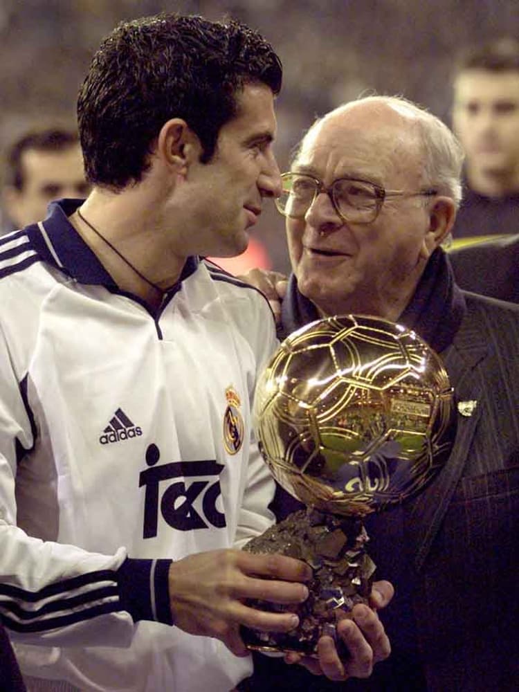 2001 - Luis Figo (Real Madrid/Portugal)