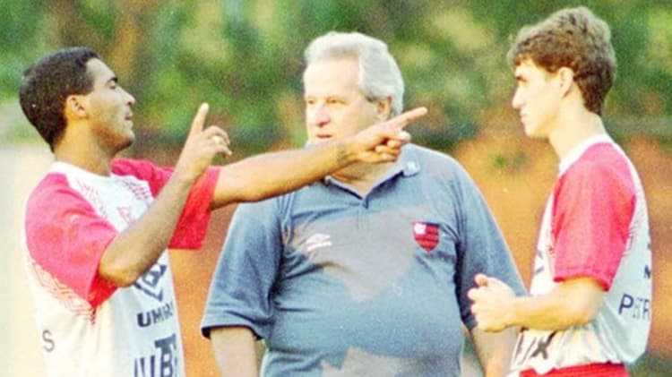 Apolinho como técnico do Flamengo