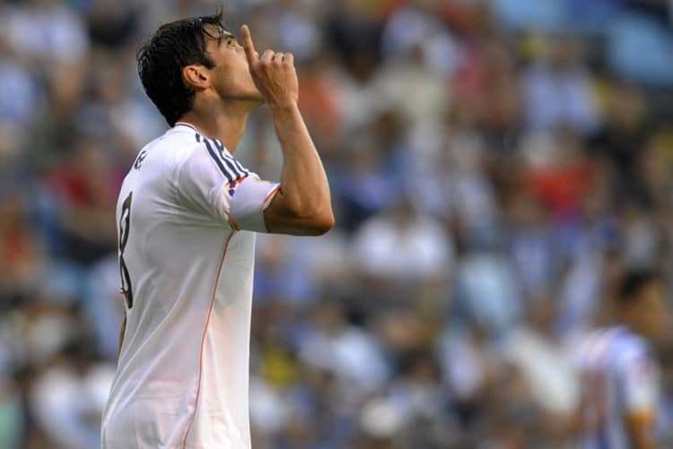 Kaká jogou de 2009 a 2013 pelo Real Madrid, sem muito brilho