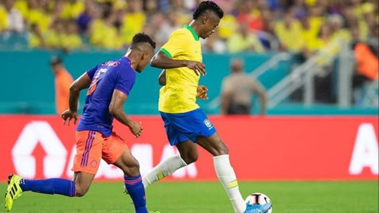 Brasil x Colômbia - Bruno Henrique
