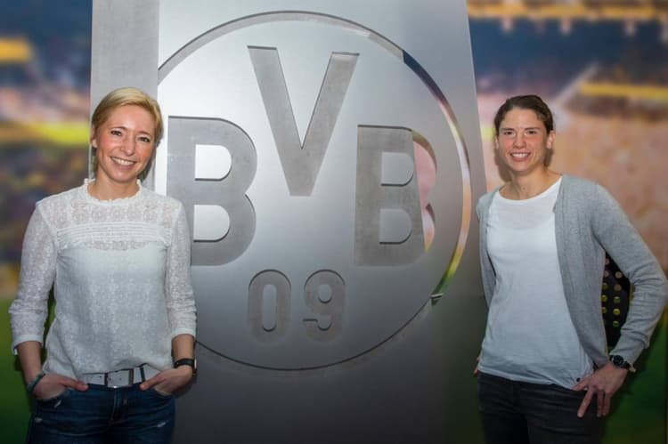 Svenja Schlenker e Annike Krahn - Equipe feminina do Borussia Dortmund