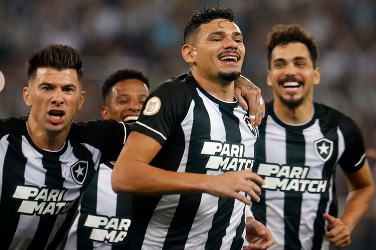 Botafogo x Fortaleza - Tiquinho Soares