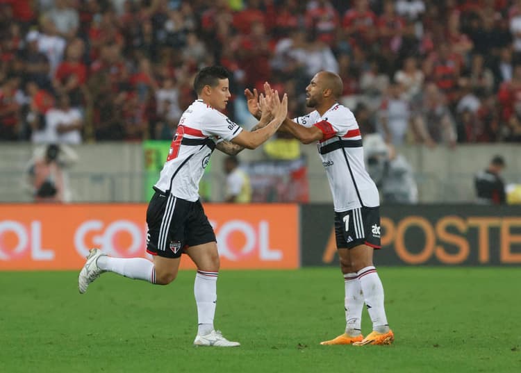 Lucas Moura e James Rodríguez - Flamengo 1x1 São Paulo