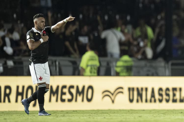 Payet celebra gol pelo Vasco contra o América-MG, na 34ª rodada do Campeonato Brasileiro de 2023