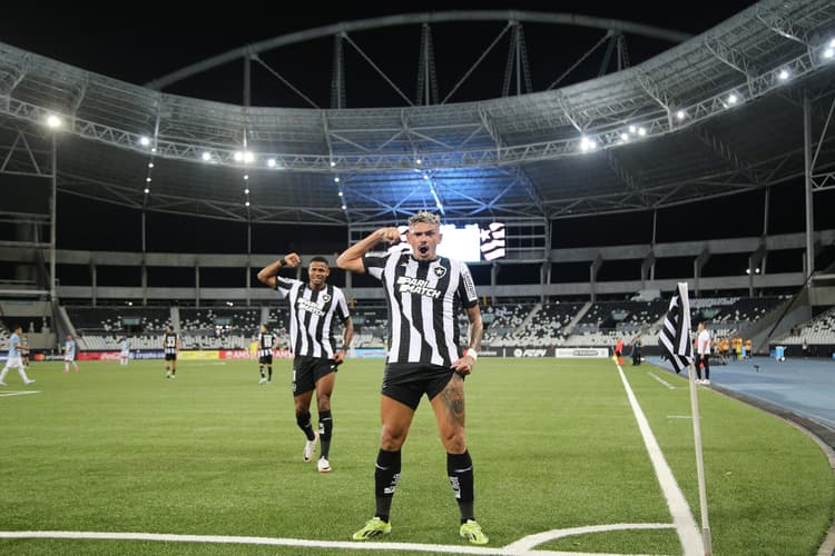 Botafogo x Aurora - Tiquinho Soares