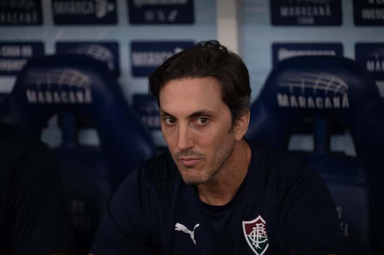 Zubeldía no comando do Fluminense contra o Vasco pela Copa do Brasil