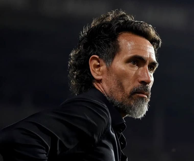 Eduardo Domínguez novo tecnico do Galo (Reprodução Estudiantes)