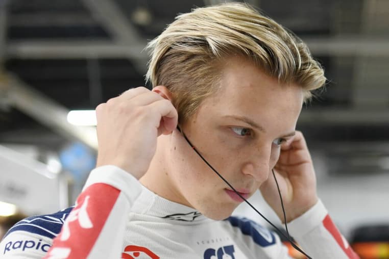 japao-2023-f1-treinos-livres-alphatauri-liam-lawson-01-1-1024×683-1