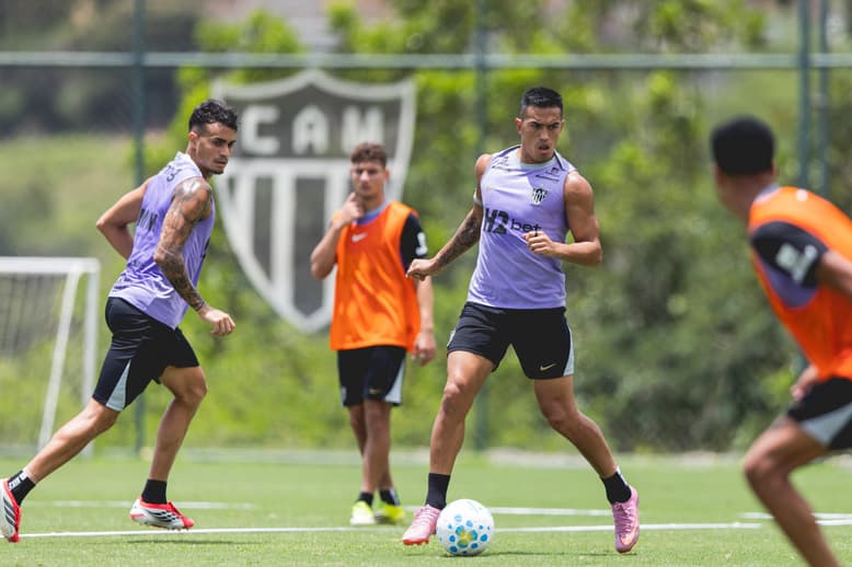 Treino Atlético dia 2 (Foto: Pedro Souza / Atlético)