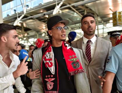 Richard Rios chegou em Portugal para se apresentar ao Benfica (Foto: Reprodução redes sociais)