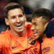 Messi e Neymar (Foto: Reprodução/Site oficial)