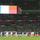 HOME - Inglaterra x França - Amistoso internacional - Um minuto de silêncio em Wembley (Foto: Adrian Dennis/AFP)