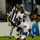 Botafogo x Vasco - Riascos e Emerson disputam a bola no clássico (Foto: Paulo Sérgio/Lancepress!)