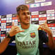 Neymar participa de coletiva de imprensa em Barcelona (Foto: Quique Garcia/AFP)