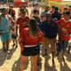 Quinton Fortune e Dwight Yorke interagem com fãs no Brasil (Foto: Cláudia Machado)
