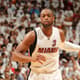 Wade ajudou o Heat com 16 pontos e sete assistências na vitória da equipe