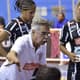 Técnico do Corinthians, Antônio Carlos Vendramini. , passa instruções durante jogo da LBF (Foto: Biaman Prado/LBF)