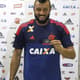 Alex Muralha foi bem na vitória do Flamengo sobre a Ponte Preta