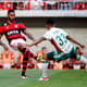 "Defesa" de César Martins - lance de Flamengo x Palmeiras