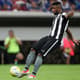Emerson - Zagueiro do Botafogo vem fazendo boas atações jogando improvisado na lateral&nbsp;