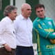 Paulo Nobre acompanha treino ao lado do vice Mauricio Galiotte e do técnico Cuca