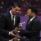Cristiano recebeu das mãos do Rei Pelé o troféu de melhor jogador do mundo da Fifa de 2008