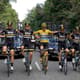 Imagens da última etapa do Tour de France