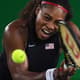 Serena Williams continua mostrando a raça habitual durante os jogos