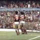 Em 1988, o Flamengo mostrou sua superioridade no 'duelo de Zicos', vencendo por 2 a 1 no Maracanã&nbsp;