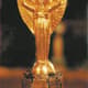 Taça Jules Rimet foi roubada duas vezes. Em 1966, em Londres, sendo achada em sete dias. Depois no Brasil, em 1983, sumindo