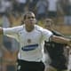 Ídolo do Corinthians, atacante Carlos Tevez é destaque no Boca Juniors