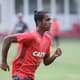 Gabriel fez treino físico nesta quarta-feira (Gilvan de Souza / Flamengo)