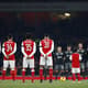 Minuto de silêncio - Arsenal x West Ham