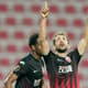 Everton Ribeiro celebra gol de falta pelo Al-Ahli (Foto: Divulgação)