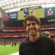Kaká assiste ao Super Bowl