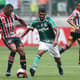Thiago Santos em ação no Choque-Rei - Foto: Cesar Greco/Palmeiras