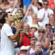 Roger Federer é o maior vencedor de Grand Slams do tênis e, neste domingo, tornou-se o maior campeão de Wimbledon ao conquistar seu 8º título em Londres.