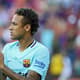 'Novela Neymar' se arrasta para mais uma semana. O Barcelona aguarda uma definição do craque. Fazendo a pré-temporada nos Estados Unidos, o Paris Saint-Germain evita tocar no assunto nas coletivas.