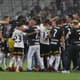 Em 2017, Corinthians conquistou o Paulistão e o Campeonato Brasileiro. Foi a nona vez na história que o clube levantou duas taças grandes em um mesmo ano. Confira!