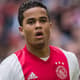 O atacante Justin Kluivert defende atualmente o Ajax. Ele é filho de Patrick Kluivert, ídolo da seleção holandesa