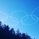 Os anéis olímpicos no céu de PyeongChang
