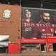 Protagonismo de Salah fica evidente também no estádio e na loja do Liverpool