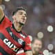 Flamengo venceu o Internacional por 2 a 0 e segue líder&nbsp;